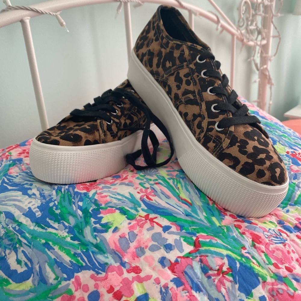 Steve Madden Platform Leopard Sneakers - New
